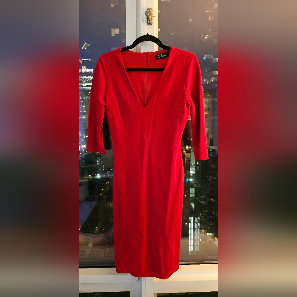 Lulus Red V-Neck Knee Length Dress Size Medium